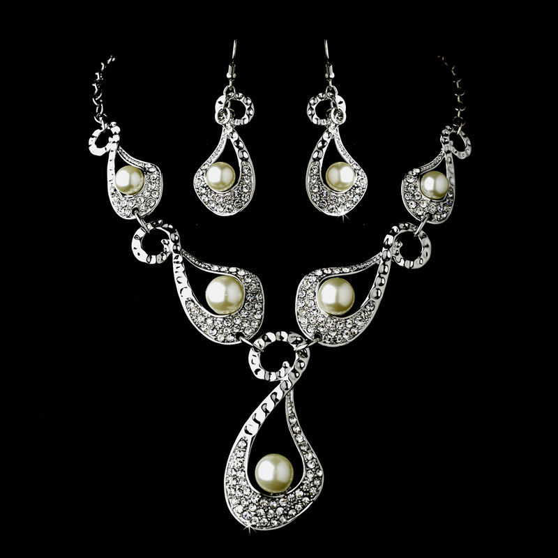 Silver Plated Ivory Faux Pearl Necklace & Earring Set 